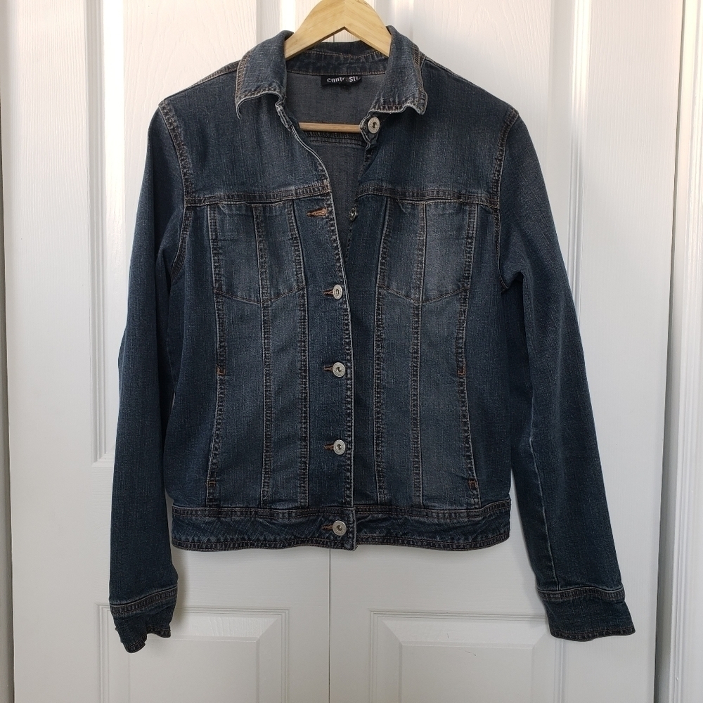 ⭐️3/$25⭐️ Contrast Women's Jean Jacket Dark Wash M